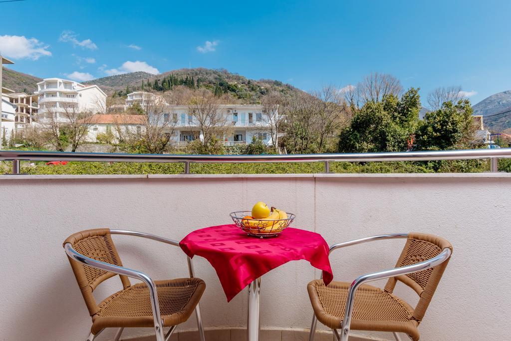 Apartments Perper Тиват Екстериор снимка