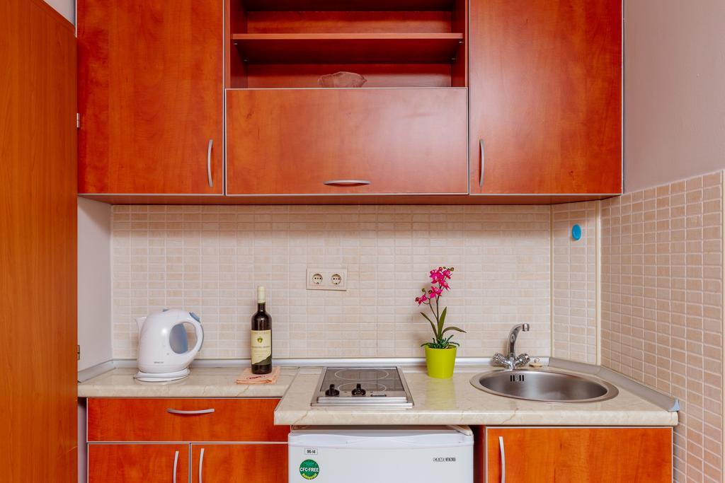 Apartments Perper Тиват Екстериор снимка